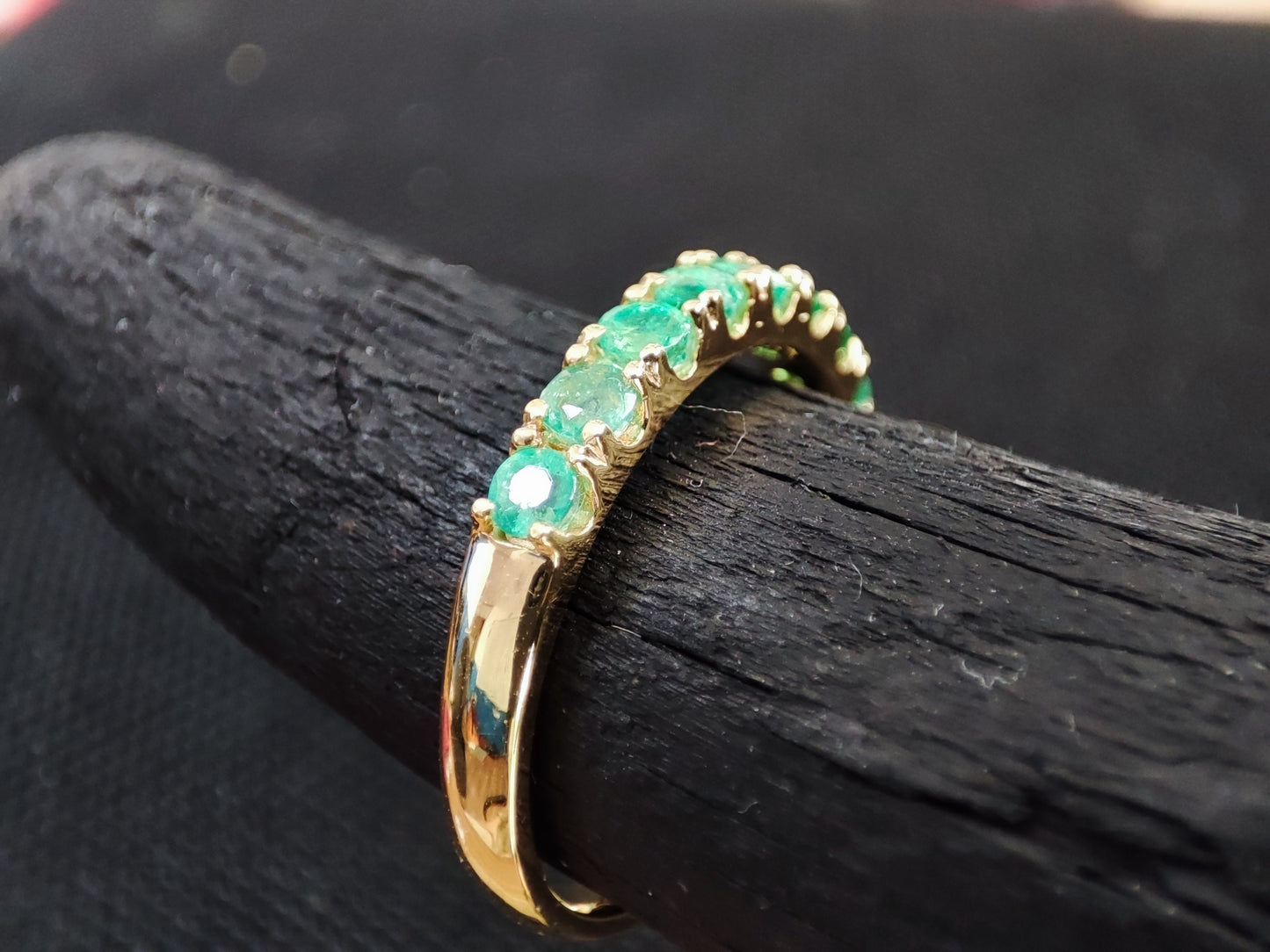 Yellow Gold 18 Ct Infinity Ring with Emeralds