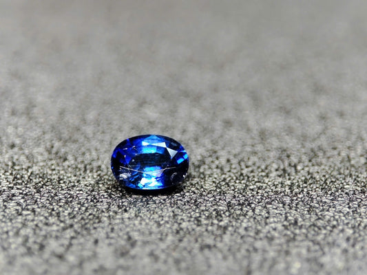 6mm x 4mm Oval-Cut Royal Blue Sapphire – Natural, Untreated & Ethically Sourced