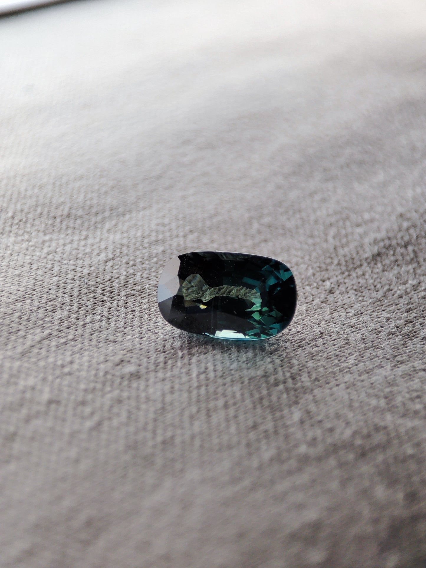 1.1 Cts Teal Sapphire