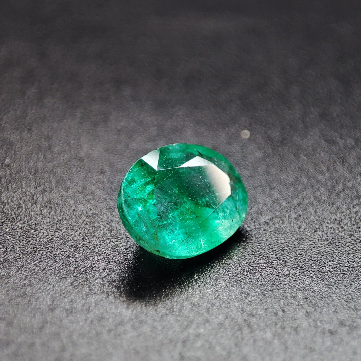 Natural Green Emerald 1.7 Cts