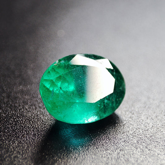 Natural Green Emerald 2.8 Cts