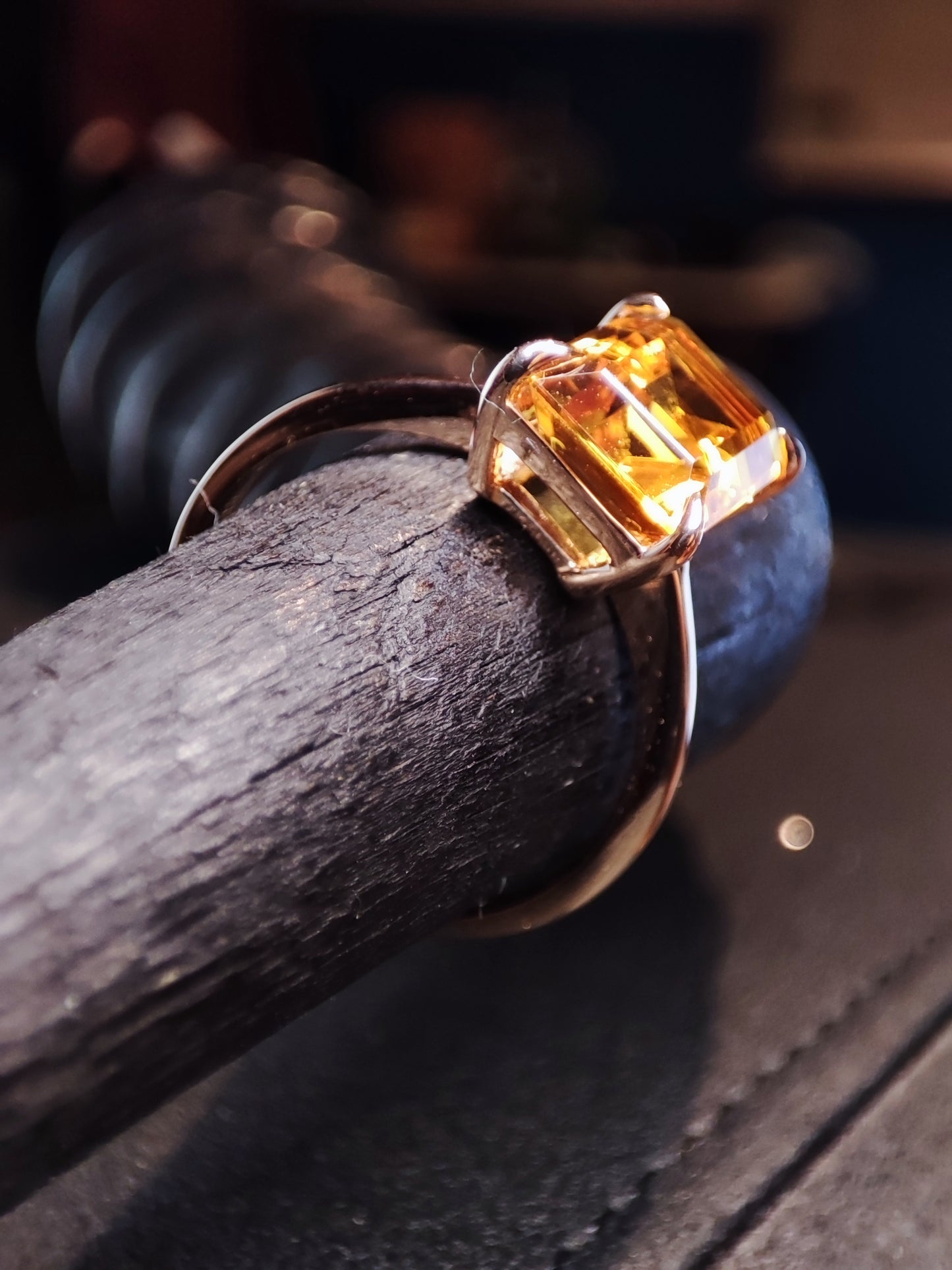 2.8 Cts Yellow Sapphire on Pink Gold Solitaire Ring