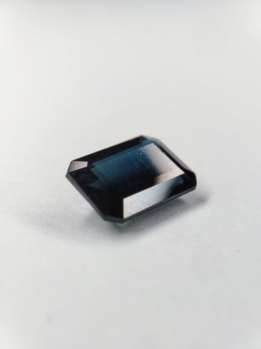 Natural Blue Green sapphire 1.8 Cts