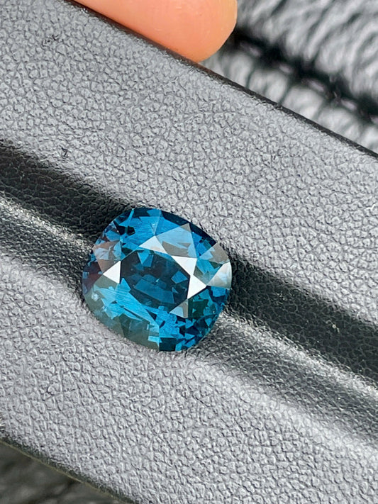 6.1 Cts Cobalt Spinel
