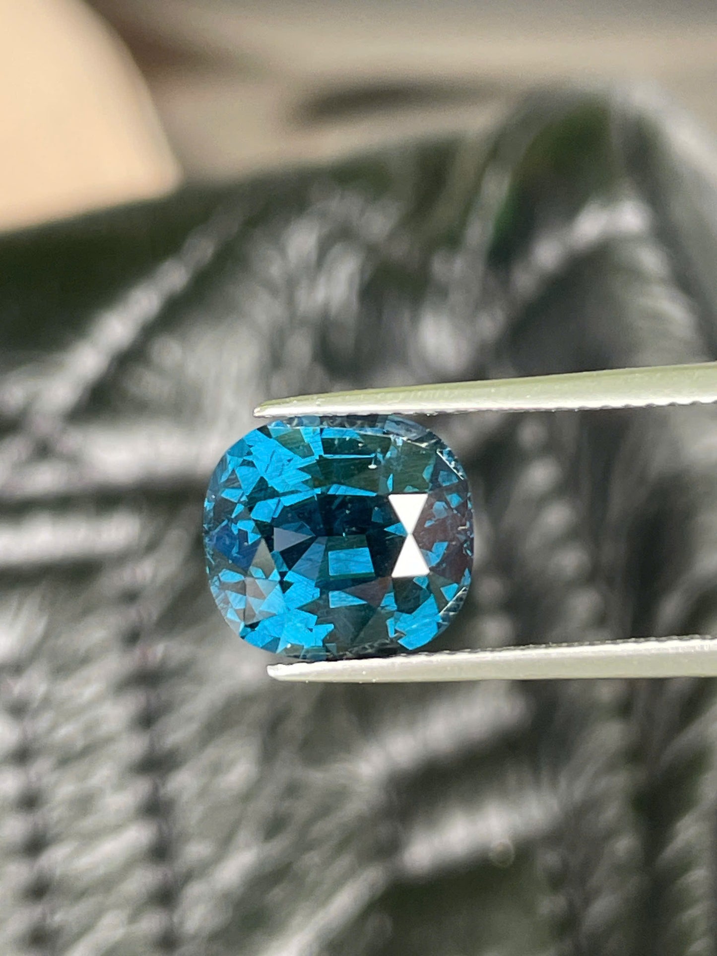 6.1 Cts Cobalt Spinel