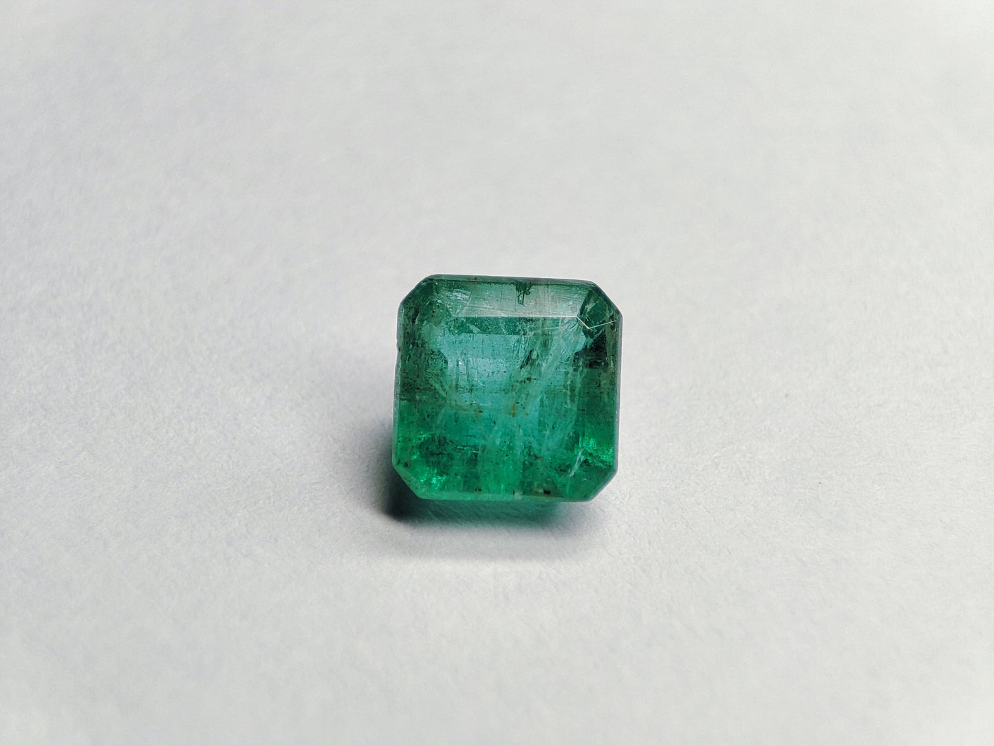 1.2 Cts Green Emerald