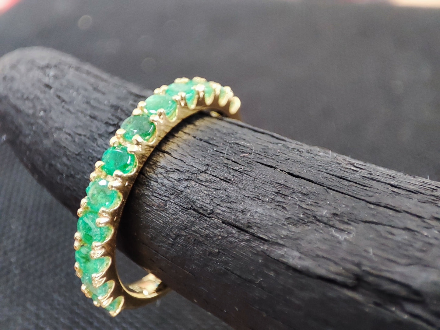 Yellow Gold 18 Ct Infinity Ring with Emeralds